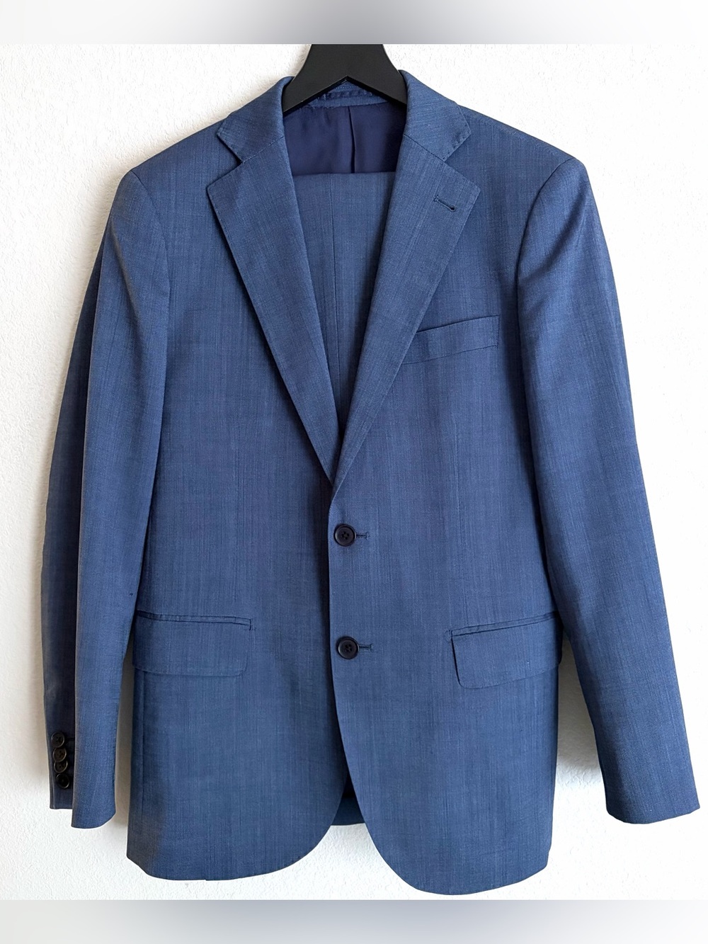 Gutteridge Men’s Azzuro Summer Wool Unlined Suit Size 36R Blue